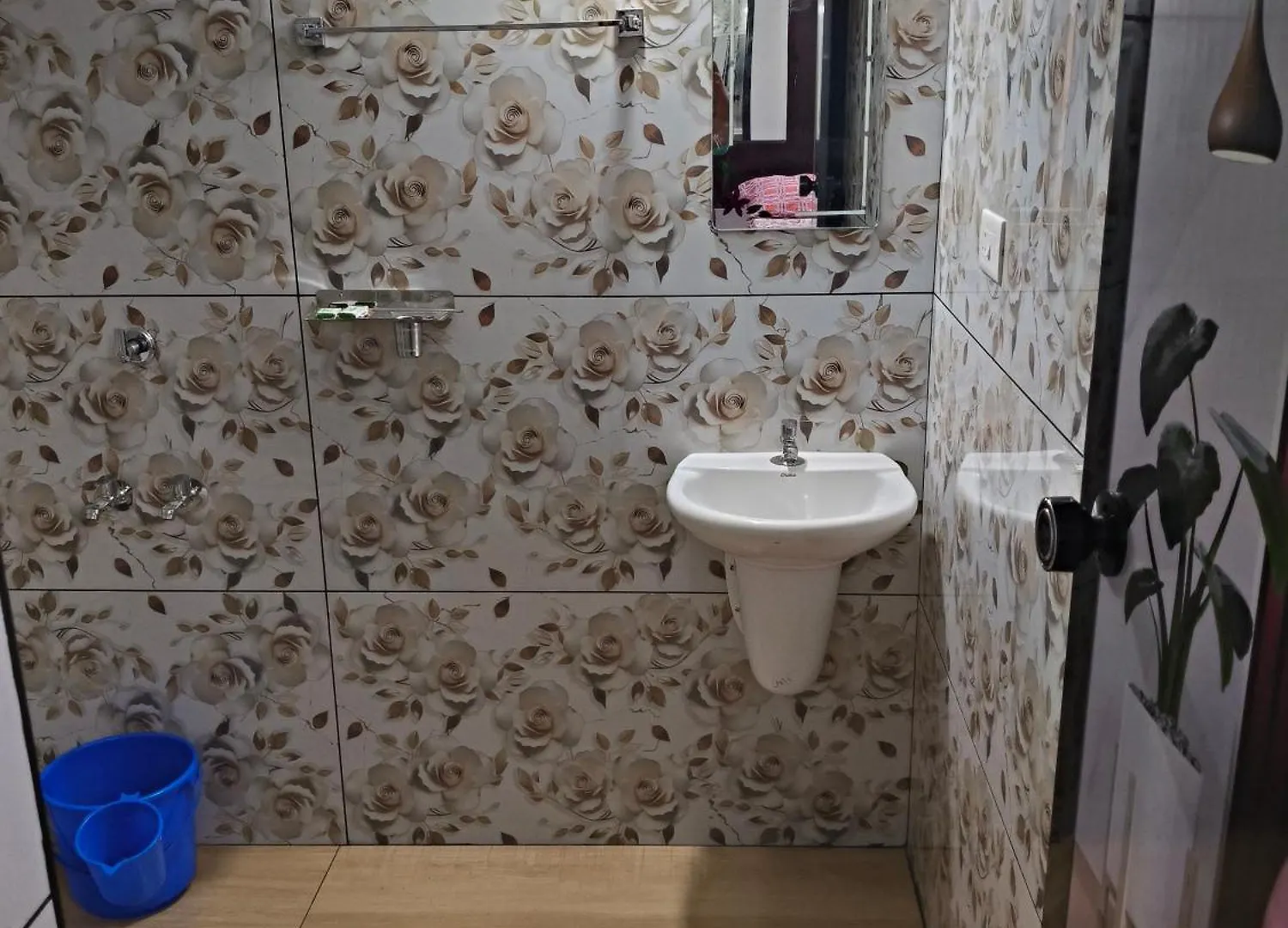 ורקלה Ud- Vas Home Stay הודו